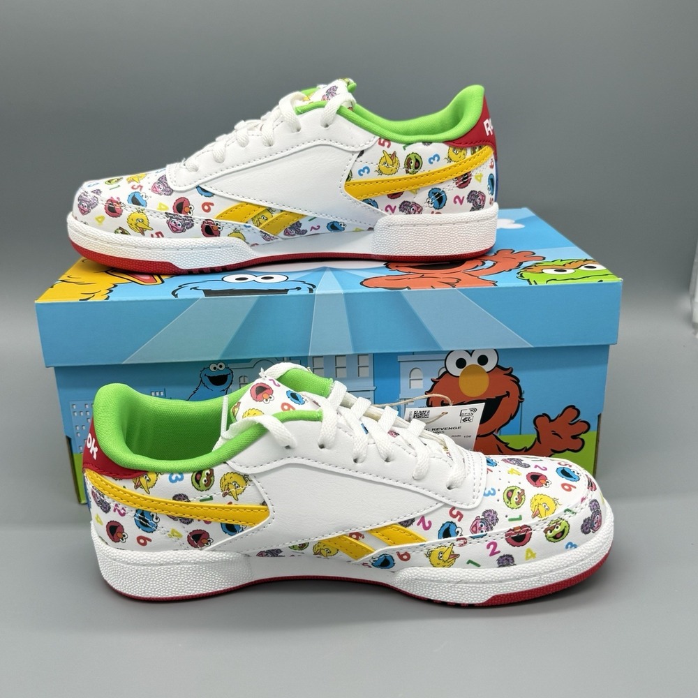 Reebok x Sesame Street Club C‎ Revenge Kids Size 3 White Green Limited Rare NIB